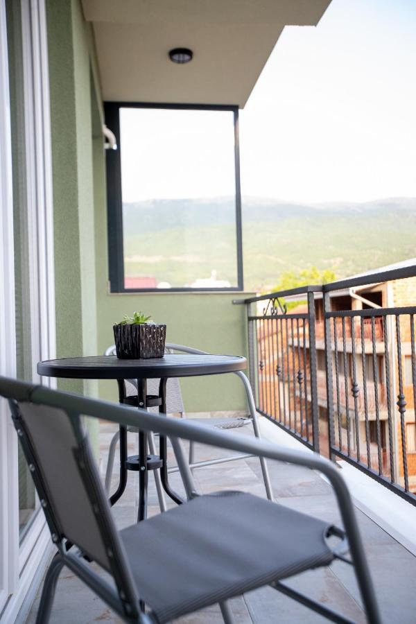 Blue Eye Ohrid Apartment エクステリア 写真